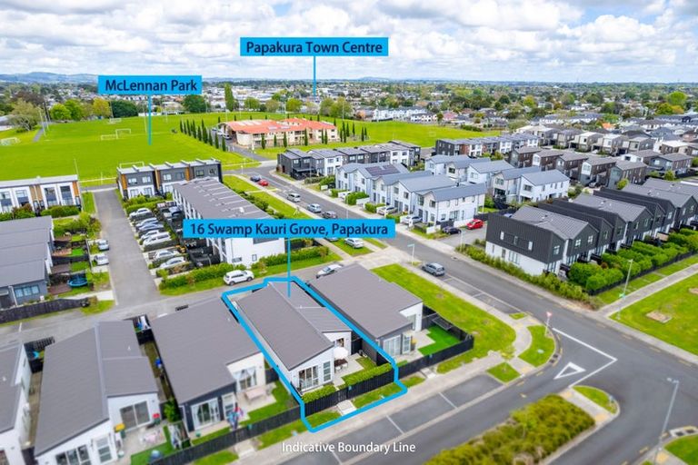 Photo of property in 16 Swamp Kauri Grove, Papakura, 2110