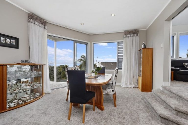 Photo of property in 1/60 Penzance Road, Mairangi Bay, Auckland, 0630