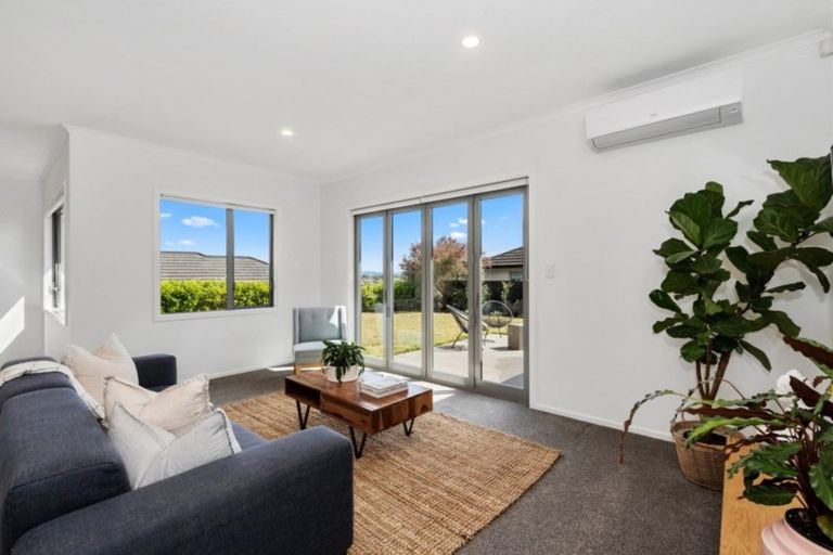 Photo of property in 9 Miranda Place, Flagstaff, Hamilton, 3210