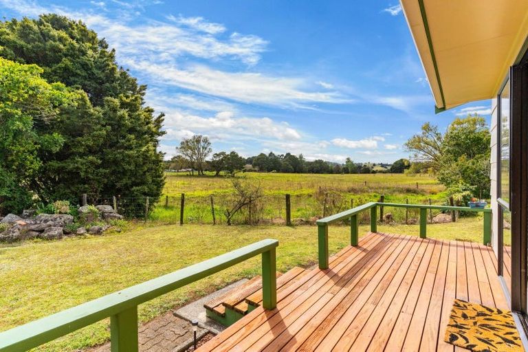 Photo of property in 299 Tauraroa Road, Maungakaramea, Whangarei, 0178