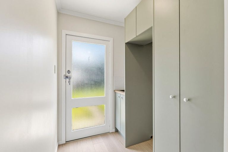 Photo of property in 53 Oakfield Crescent, Pukete, Hamilton, 3200