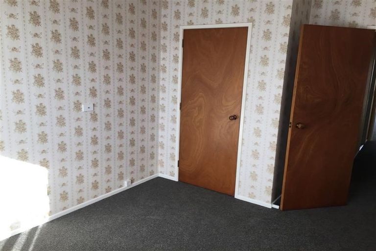 Photo of property in 13 Mahoe Street, Inglewood, 4330