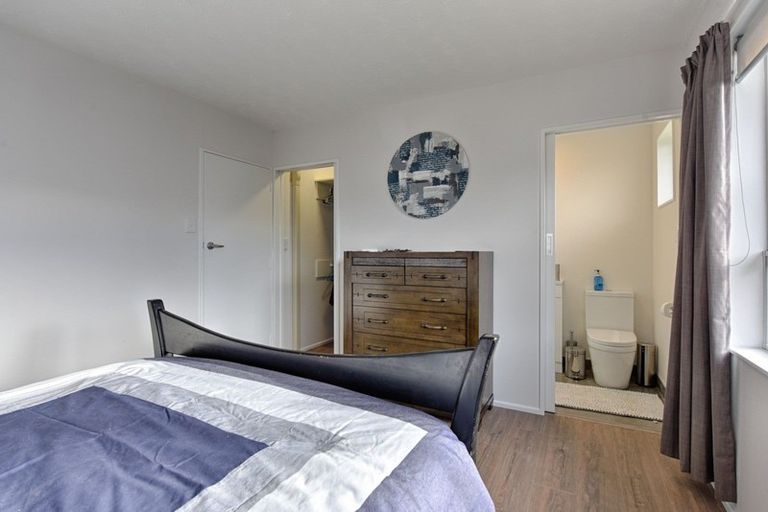 Photo of property in 82 Norton Street, Gore, 9710