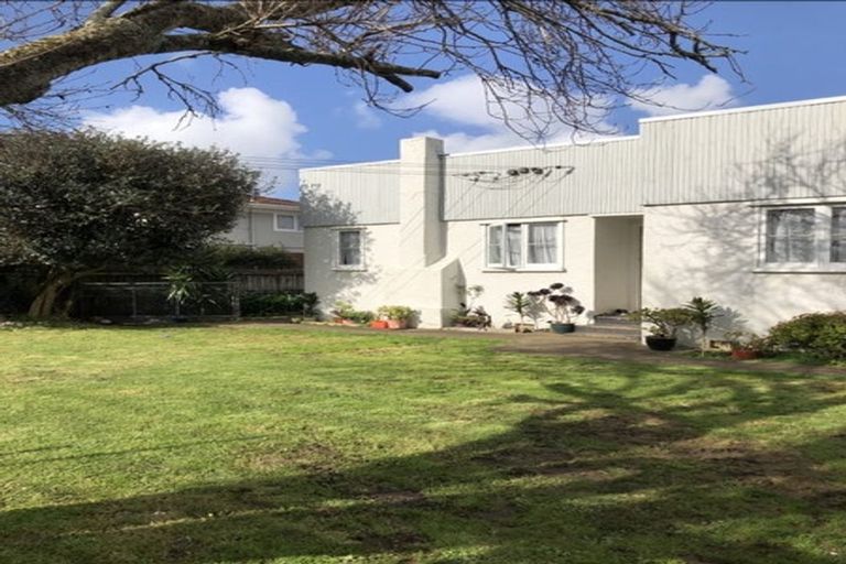 Photo of property in 55 Milton Road, Papatoetoe, Auckland, 2024