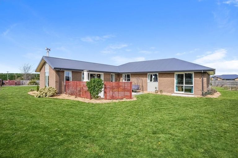 Photo of property in 5 Fantail Avenue, Amberley, 7410