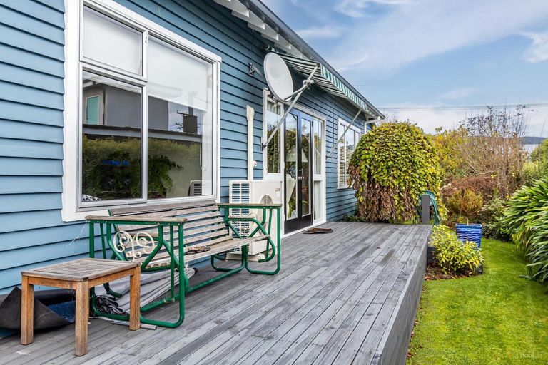 Photo of property in 12 Parsonage Road, Waimate, 7924