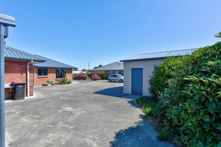 Photo of property in 37 Manse Street, Edendale, 9825