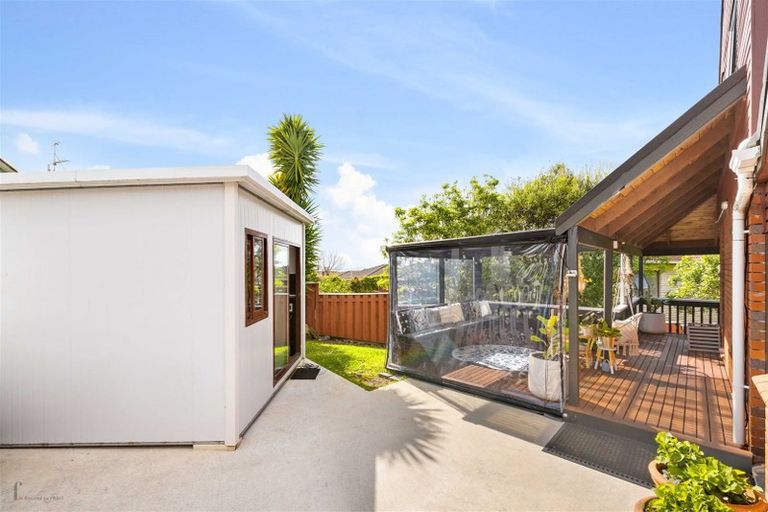 Photo of property in 2/6 Sturm Avenue, Massey, Auckland, 0614