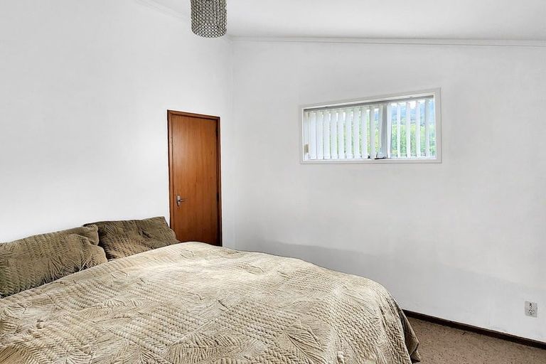 Photo of property in 91b Main Road, Wainuiomata, Lower Hutt, 5014