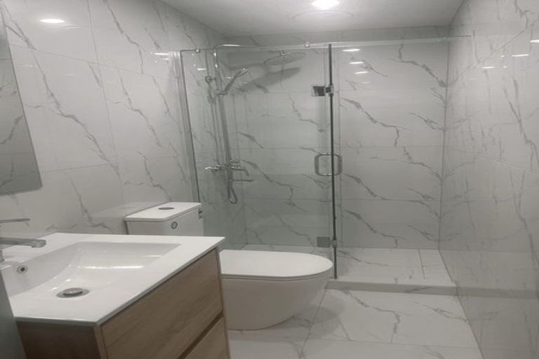 Photo of property in 16 Rogers Road, Manurewa, Auckland, 2102