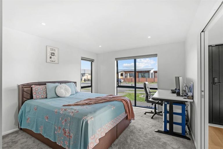 Photo of property in 14 Bill Harvey Drive, Halswell, Christchurch, 8025