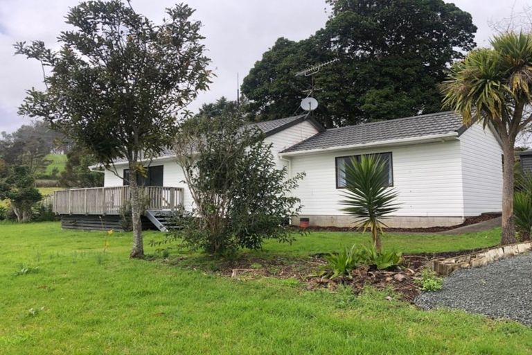 Photo of property in 5 Munros Road, Clevedon, 2582