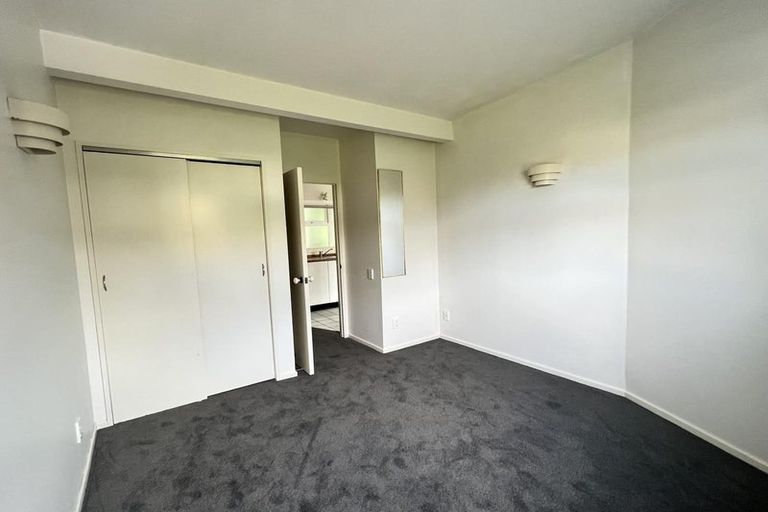Photo of property in Parkland Flats, 16/51 Adams Terrace, Kelburn, Wellington, 6021
