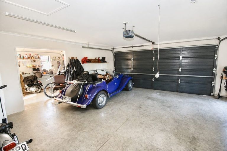 Photo of property in 3 Kelly Place, Whitianga, 3510