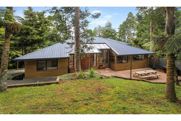 Photo of property in 88 Hinau Road, Waimauku, 0881