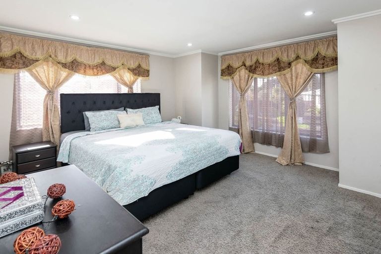 Photo of property in 8a Mccullough Avenue, Papatoetoe, Auckland, 2025