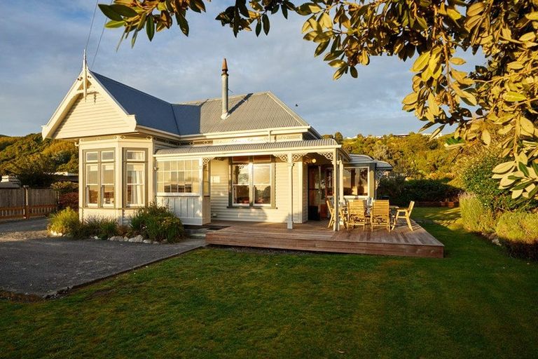 Photo of property in 184 Esplanade, Kaikoura, 7300