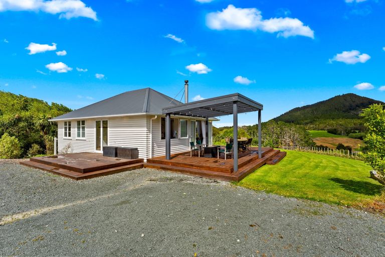 Photo of property in 280c Baldrock Road, Kaiwaka, Maungaturoto, 0587