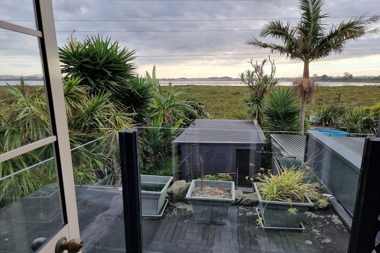 Photo of property in 10 Mona Avenue, Mangere Bridge, Auckland, 2022
