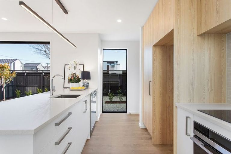 Photo of property in 1/125 Canon Street, Edgeware, Christchurch, 8013