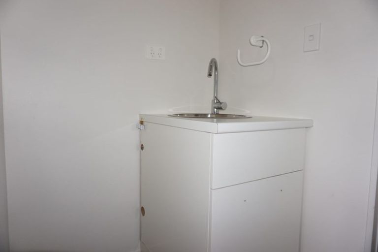 Photo of property in Garlinge Apartments, 14 Rhodes Street, Merivale, Christchurch, 8014