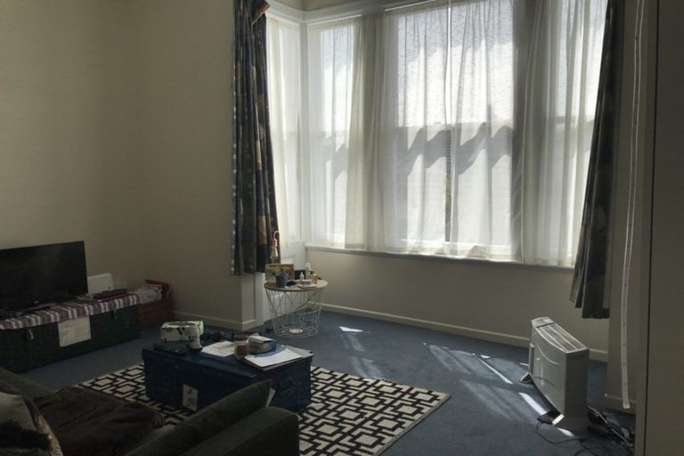 Photo of property in 14 Thompson Street, Mount Cook, Wellington, 6011