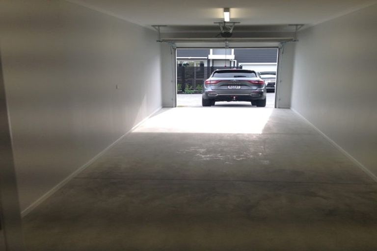 Photo of property in 60 Karepiro Drive, Stanmore Bay, Whangaparaoa, 0932