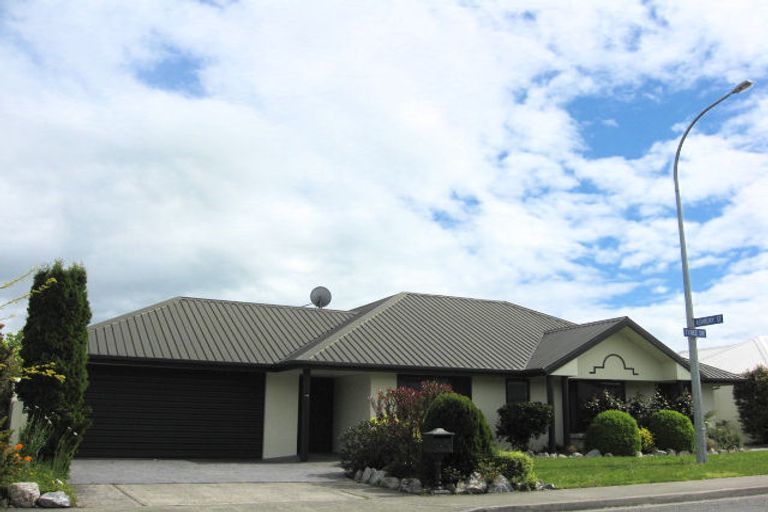 Photo of property in 14 Tyree Drive, Stoke, Nelson, 7011