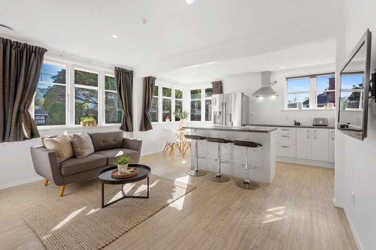 Photo of property in 14 Tararua Street, Trentham, Upper Hutt, 5018