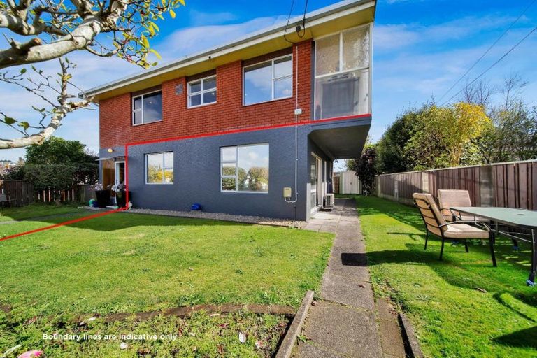 Photo of property in 1/58 Paynters Avenue, Strandon, New Plymouth, 4312