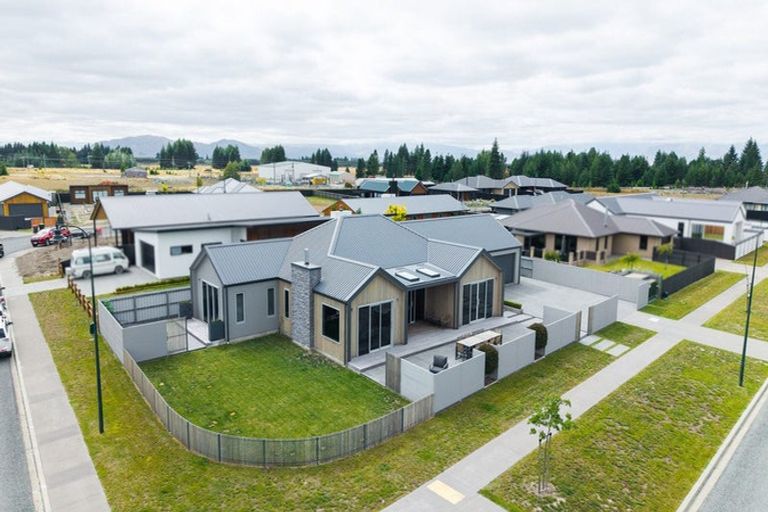 Photo of property in 21 Grandvue Drive, Twizel, 7901