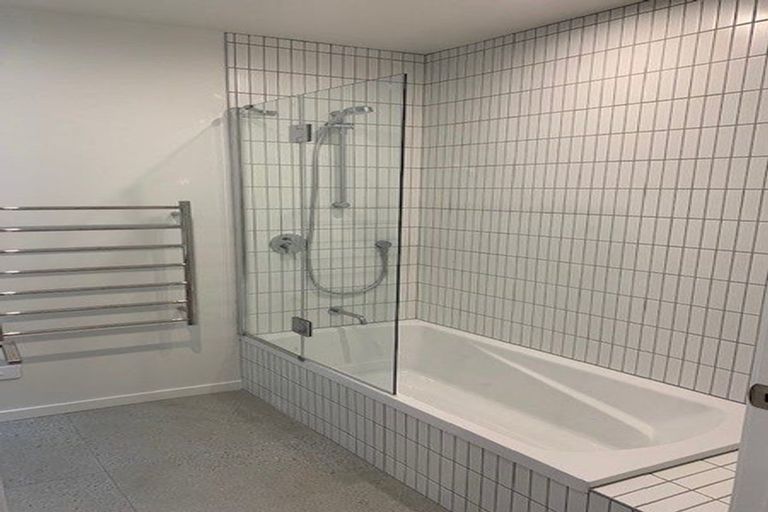 Photo of property in 14c Tory Street, Petone, Lower Hutt, 5012