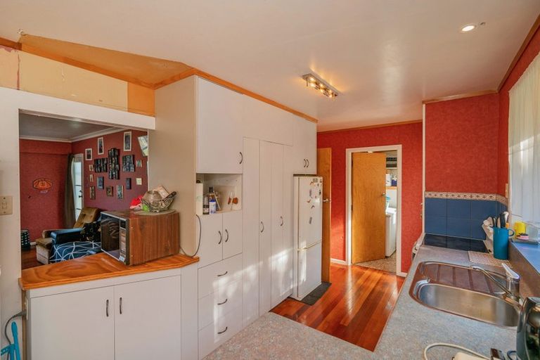 Photo of property in 12 Claremont Avenue, Paeroa, 3600