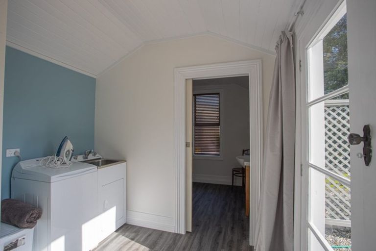 Photo of property in 31 Railway Esplanade, East Gore, Gore, 9710