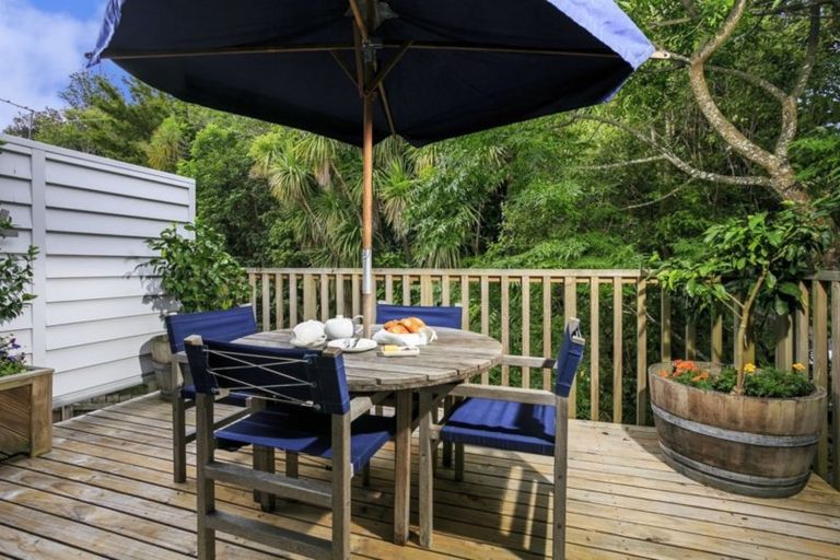 Photo of property in 128a Glamorgan Drive, Torbay, Auckland, 0630