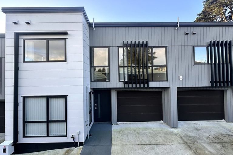Photo of property in 24d Gladys Avenue, Glenfield, Auckland, 0629