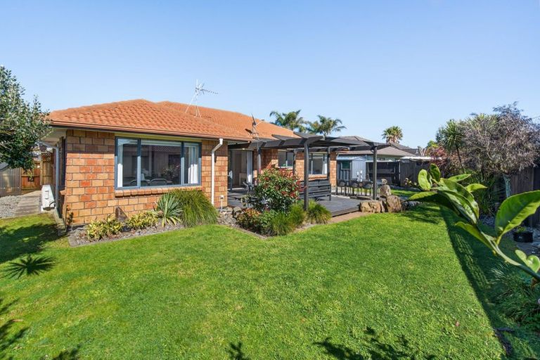 Photo of property in 51 Calypso Drive, Papamoa Beach, Papamoa, 3118