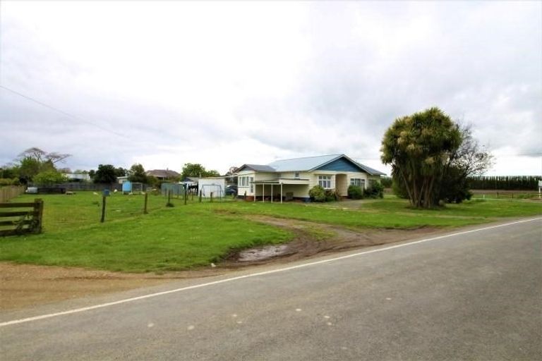 Photo of property in 142 Seddon Street, Patutahi, Gisborne, 4072