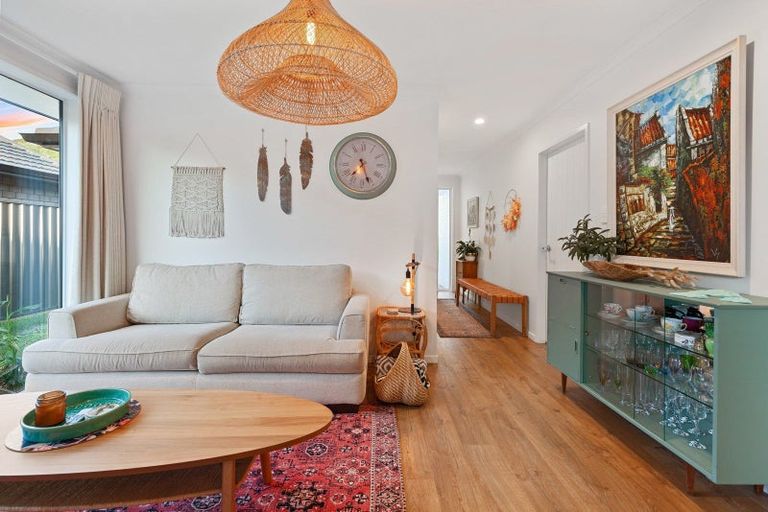 Photo of property in 2 Glenvale Place, Pyes Pa, Tauranga, 3112