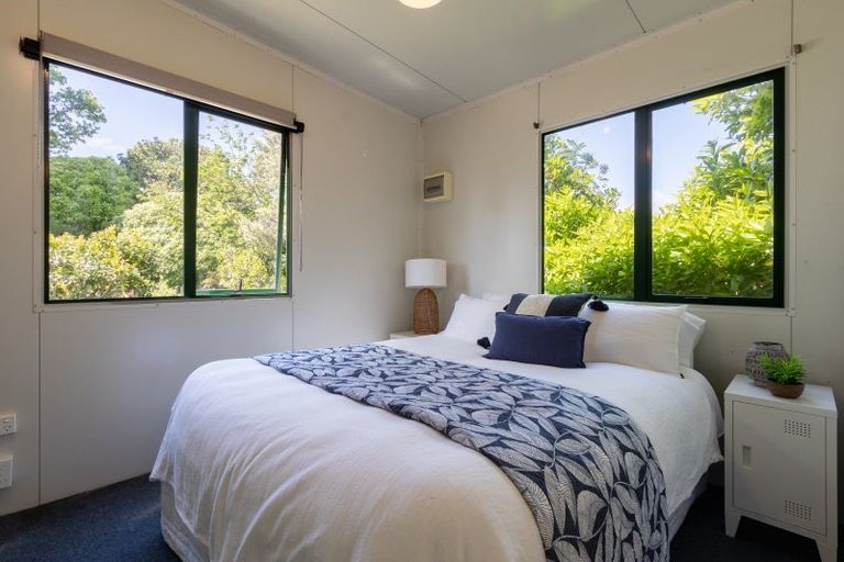 Photo of property in 48 Tiromoana Road, Raumati South, Paraparaumu, 5032