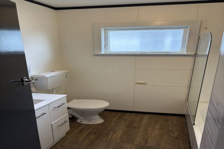 Photo of property in 100 Frederick Street, Wainuiomata, Lower Hutt, 5014