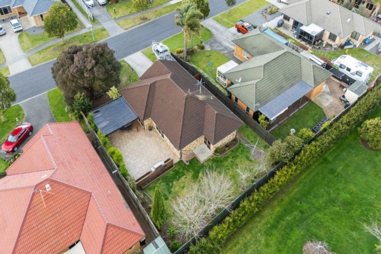 Photo of property in 30 Mcleod Place, Papamoa Beach, Papamoa, 3118