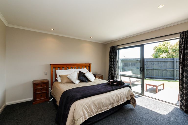 Photo of property in 63d James Line, Kelvin Grove, Palmerston North, 4414