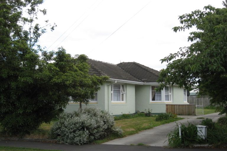 Photo of property in 21 Charlcott Street, Burnside, Christchurch, 8053