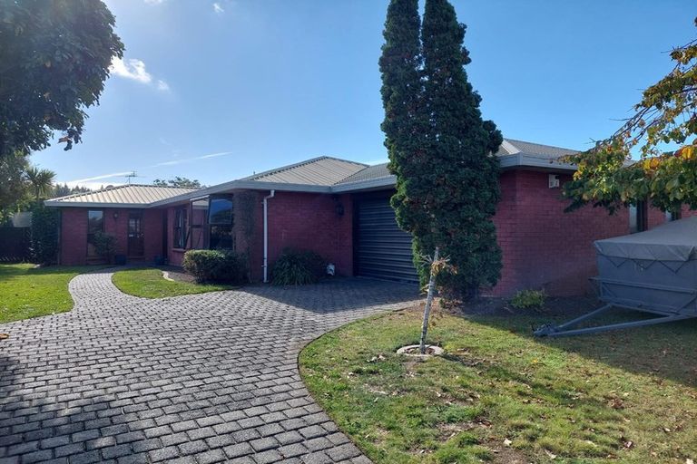 Photo of property in 5 Broadhaven Avenue, Parklands, Christchurch, 8083