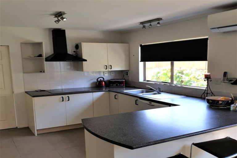 Photo of property in 11a Dawn Place, Waiuku, 2123