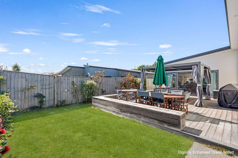 Photo of property in 118 Chinnerys Road, Woodend, 7610