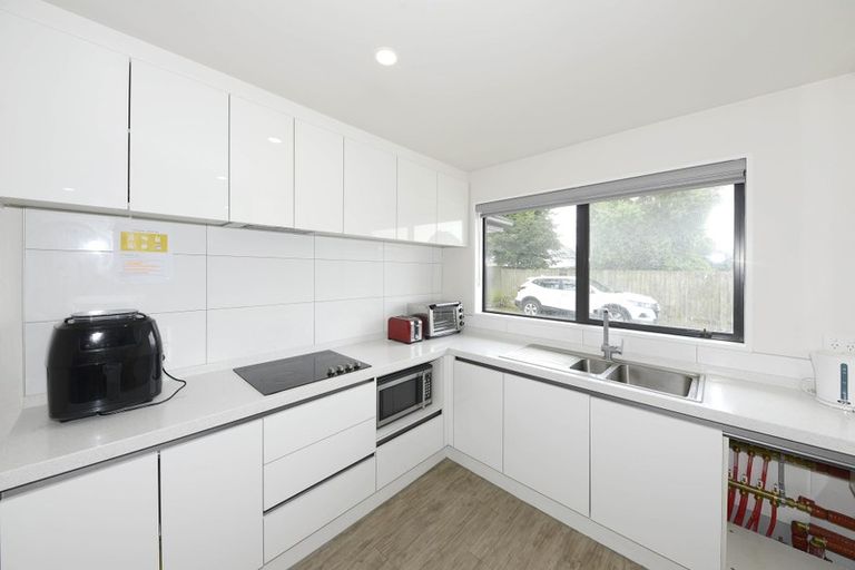 Photo of property in 48 Hooker Avenue, Bryndwr, Christchurch, 8053