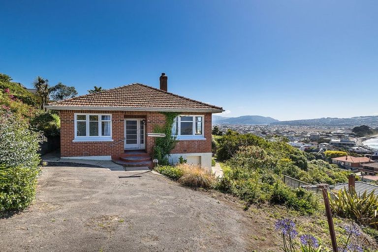 Photo of property in 68a Cliffs Road, Saint Clair, Dunedin, 9012