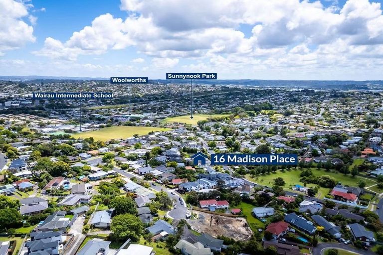 Photo of property in 16c Madison Place, Forrest Hill, Auckland, 0620